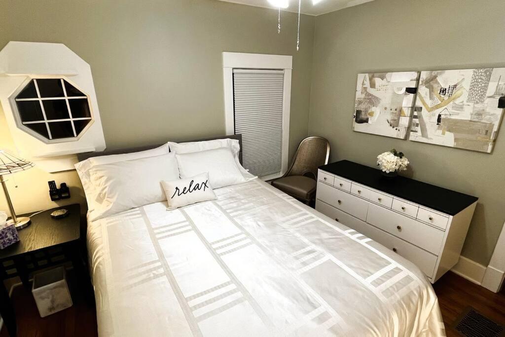 Fiesinger House - Private 3-Bd Unit In Historic Home, Downtown Sandusky Exterior foto